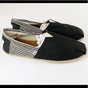 Toms
